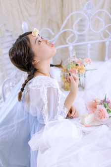 每天回家都会看到老婆在装死